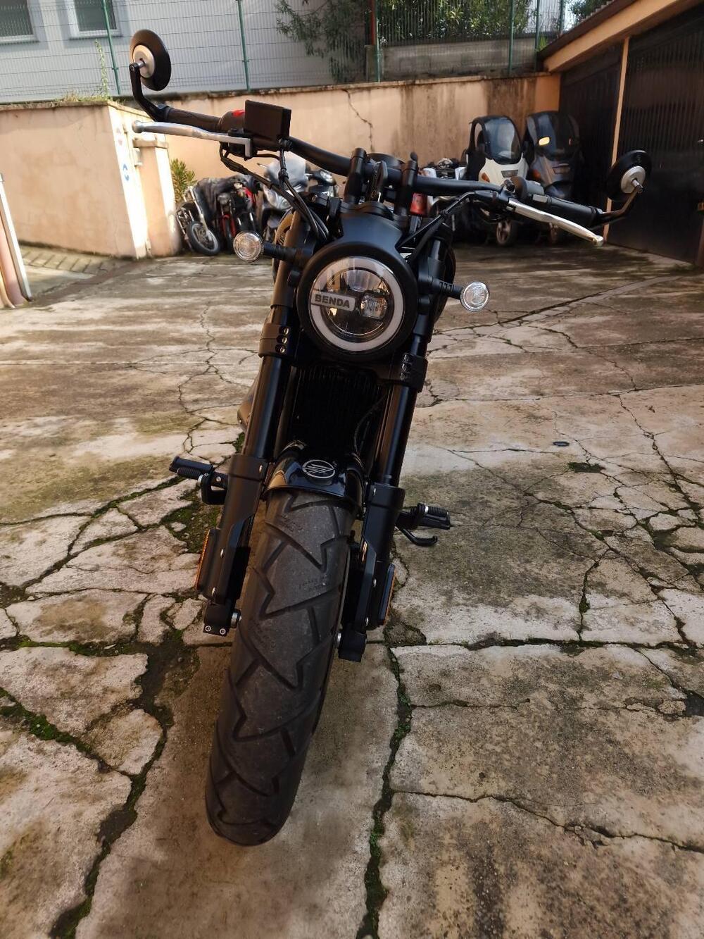 Keeway Motor V302 C (2022 - 25) (3)