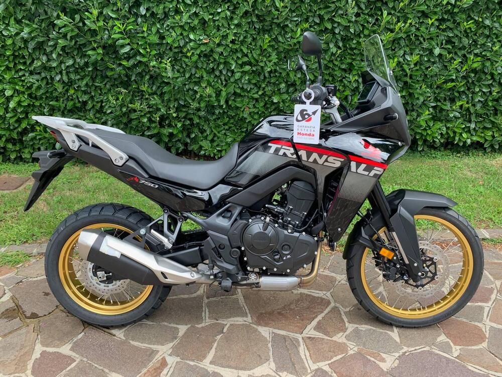 Honda Transalp XL750 (2025) (2)