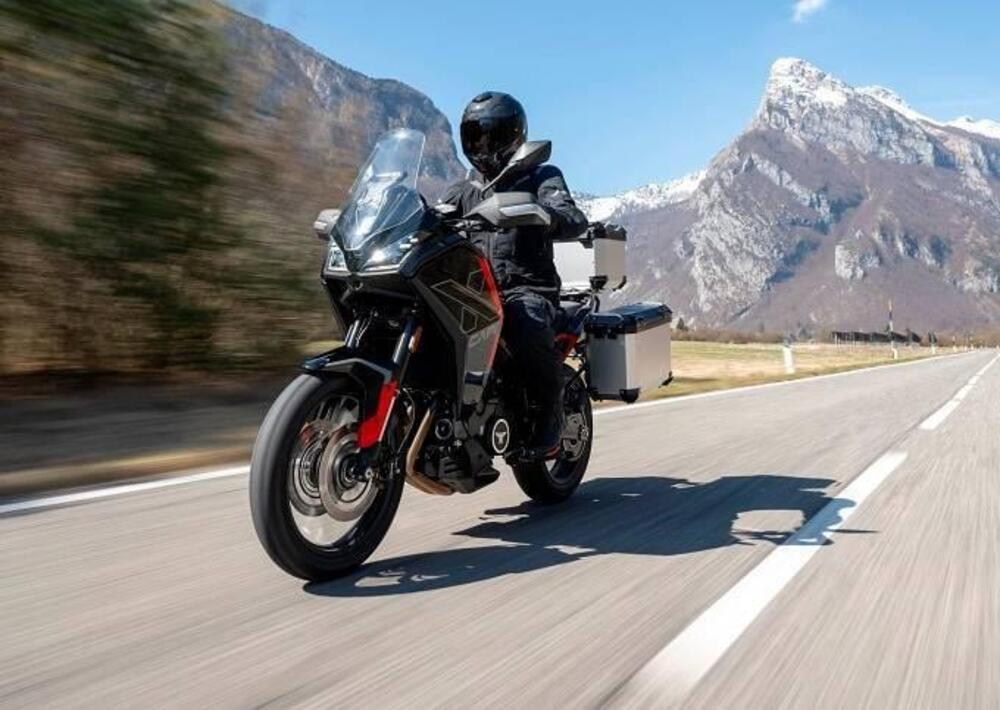 Moto Morini X-Cape 700 (2025)