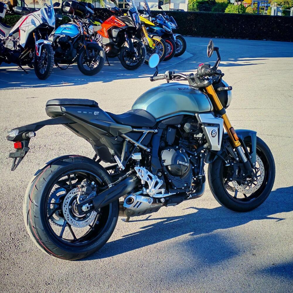 Suzuki GSX-8T (2025 - 26) (4)
