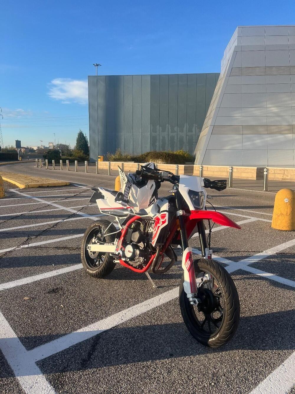 Swm RS 125 R (2021 - 23) (6)