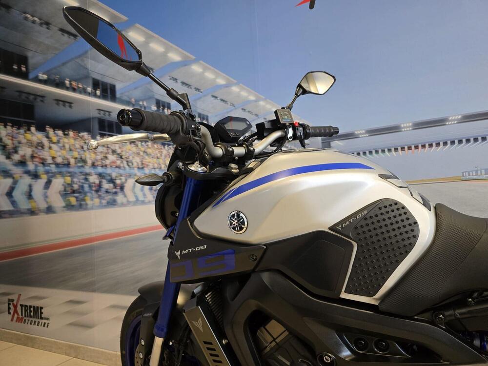 Yamaha MT-09 ABS (2016) (8)