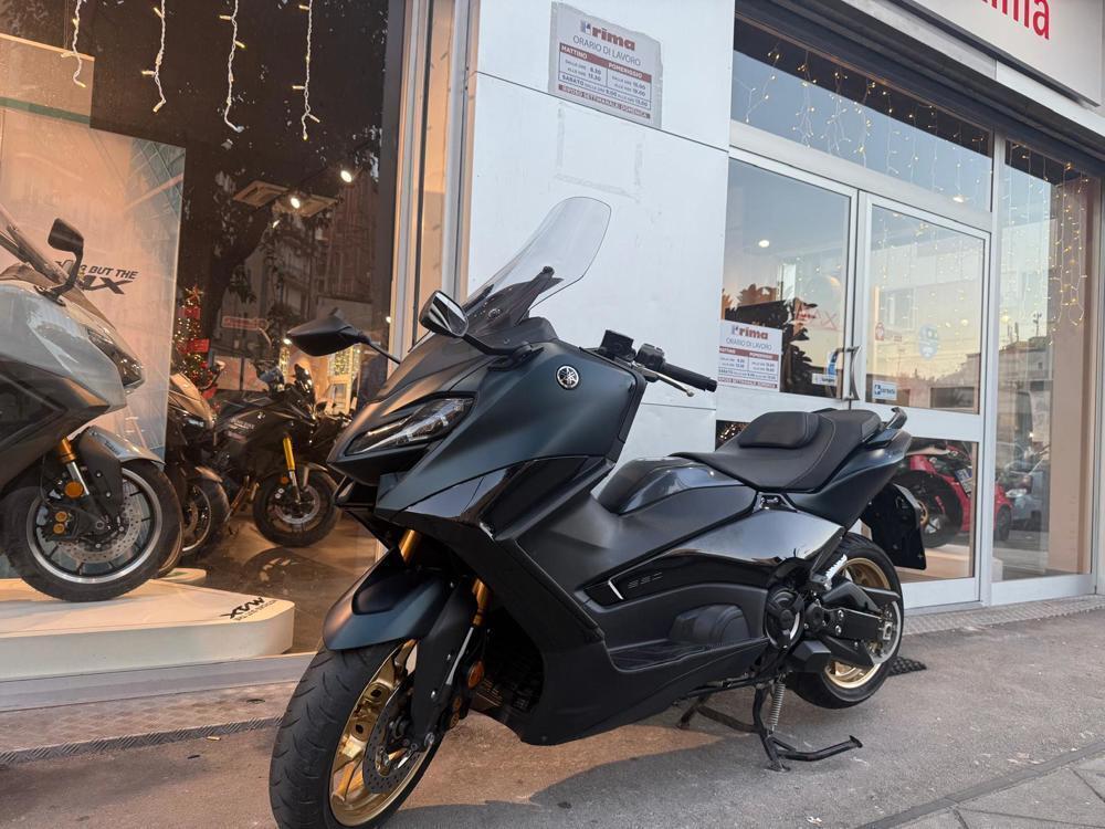 Yamaha T-Max 560 Tech Max (2025 - 26)