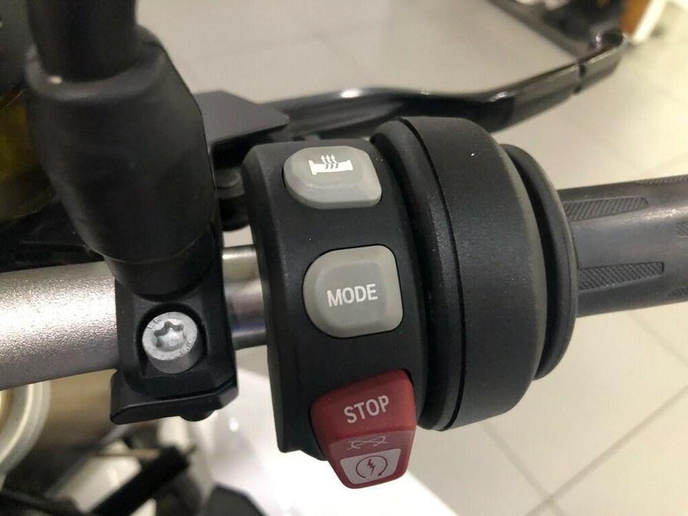 Bmw F 800 R (2017 - 20) (4)