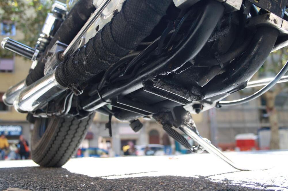 Harley-Davidson 883 Hugger (1994 - 00) - XLH (82)