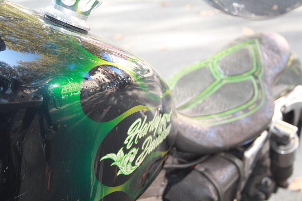 Harley-Davidson 883 Hugger (1994 - 00) - XLH (86)