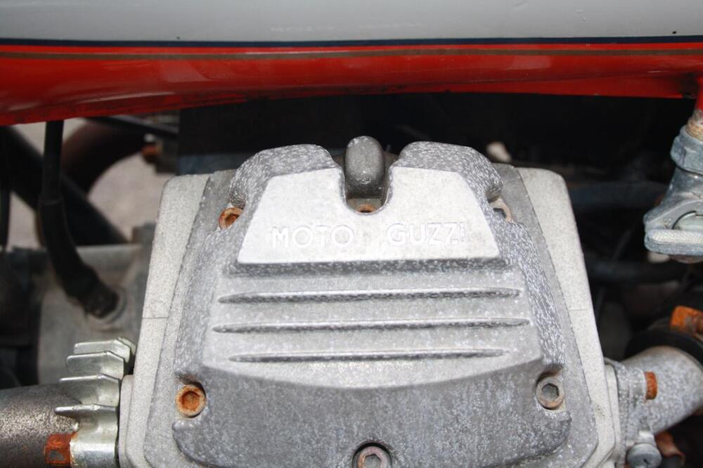 Moto Guzzi V35C CUSTOM (28)