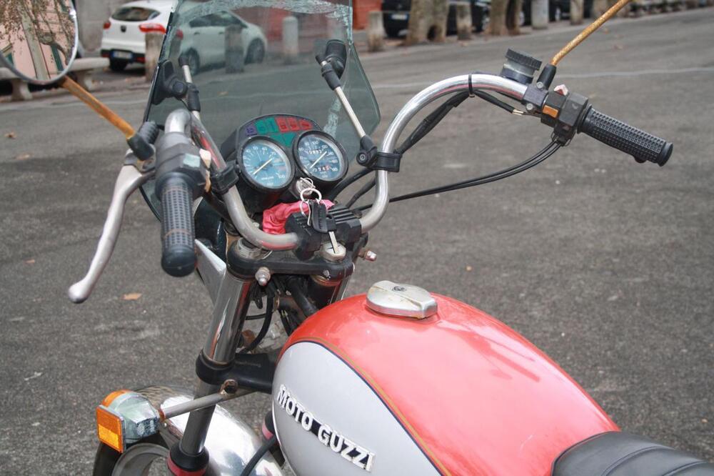 Moto Guzzi V35C CUSTOM (50)