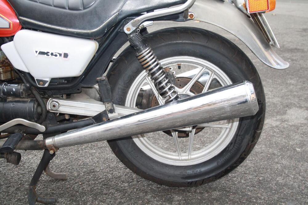 Moto Guzzi V35C CUSTOM (20)