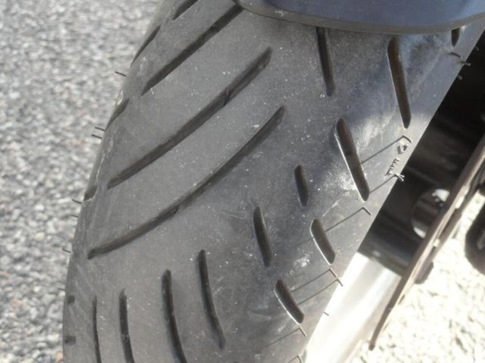 Sym Cruisym 300 (2017 - 20) (10)