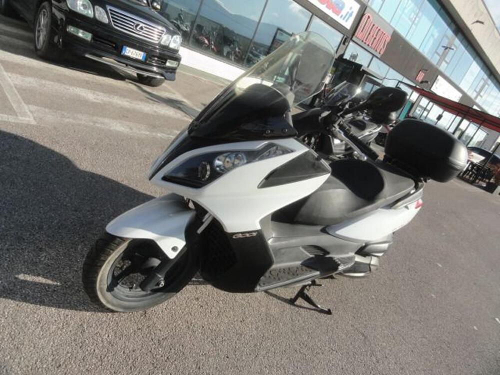 Kymco Downtown 300i (2009 - 17) (2)