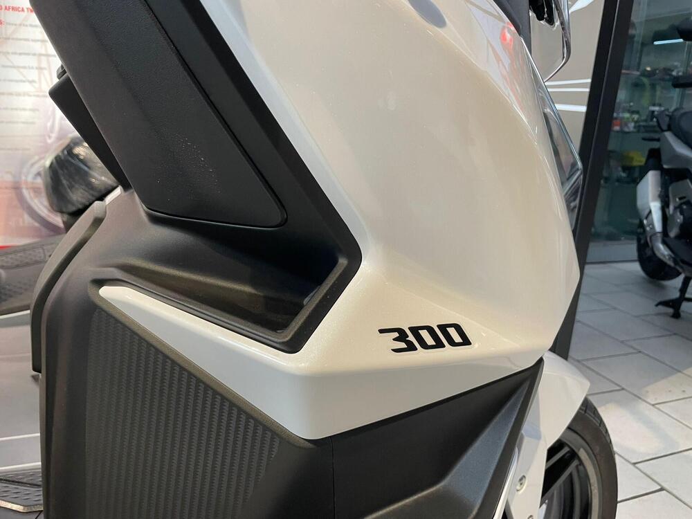 Sym Joyride 300 (2025) (5)