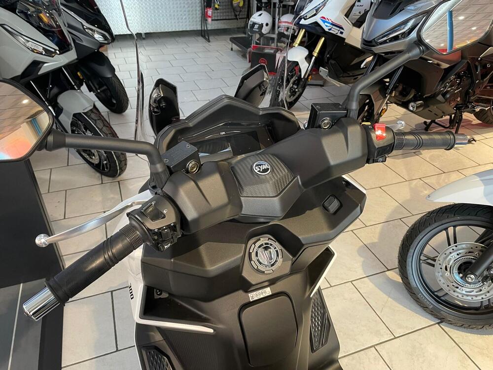 Sym Joyride 300 (2025) (8)
