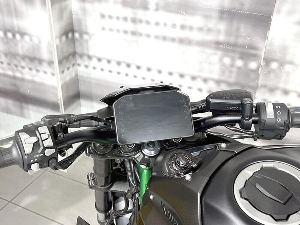 Kawasaki Z 900 A2 (2025 - 26) (6)