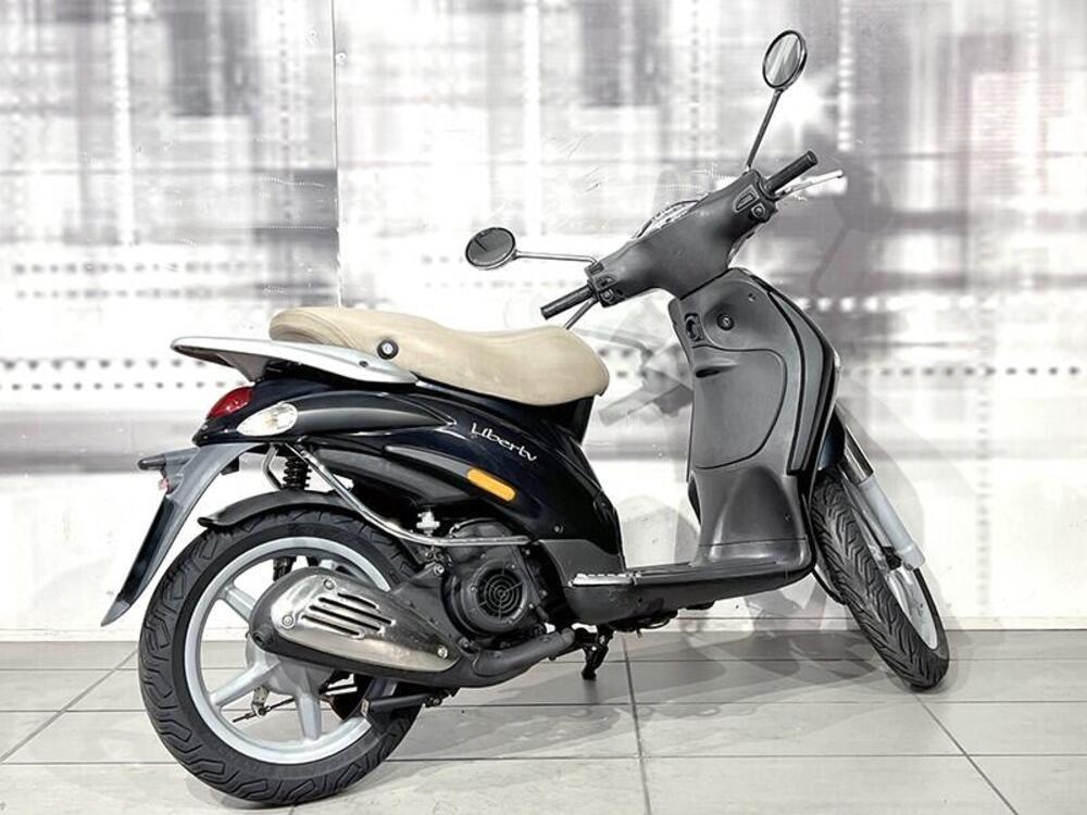 Piaggio Liberty 200 4T  (8)