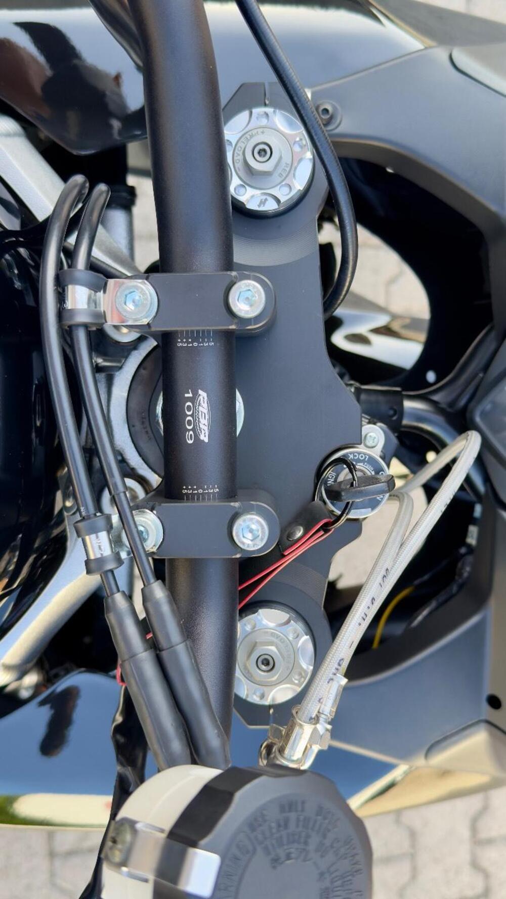 Suzuki SV 650 (2006 - 11) (7)