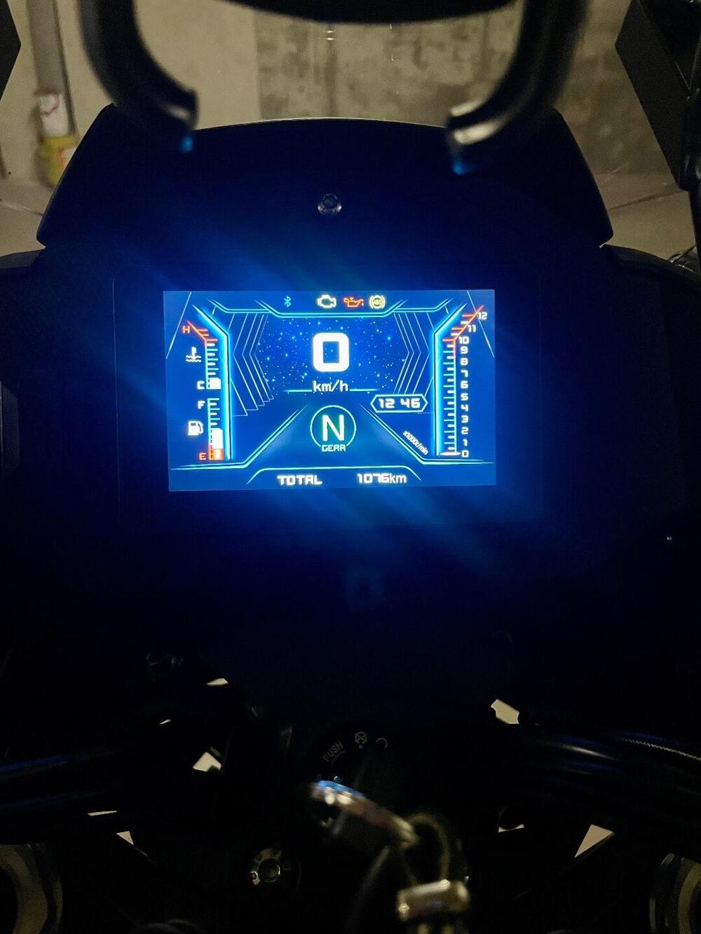 QJ Motor SRT 700 X (2024 - 25) (9)