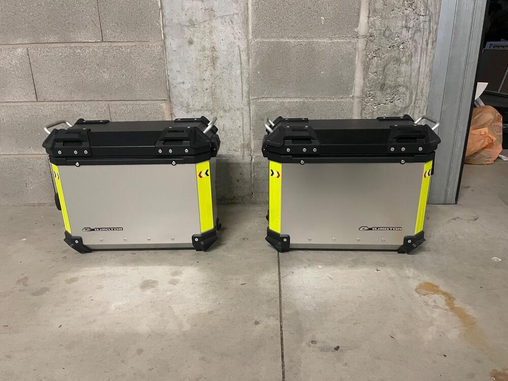 QJ Motor SRT 700 X (2024 - 25) (11)