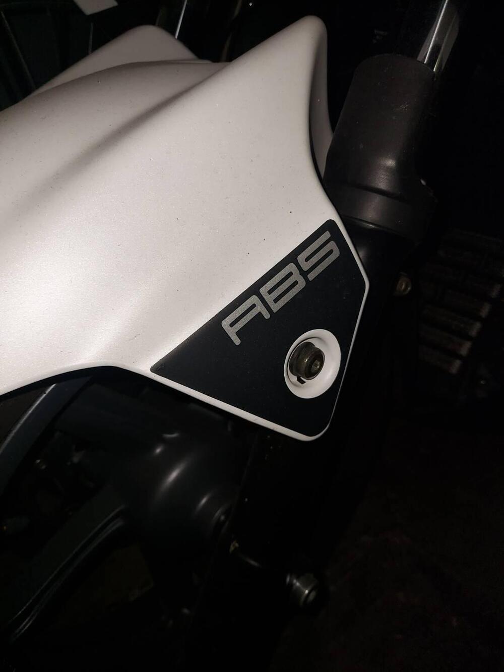 Kymco Downtown 300i ABS (2009 - 17) (2)