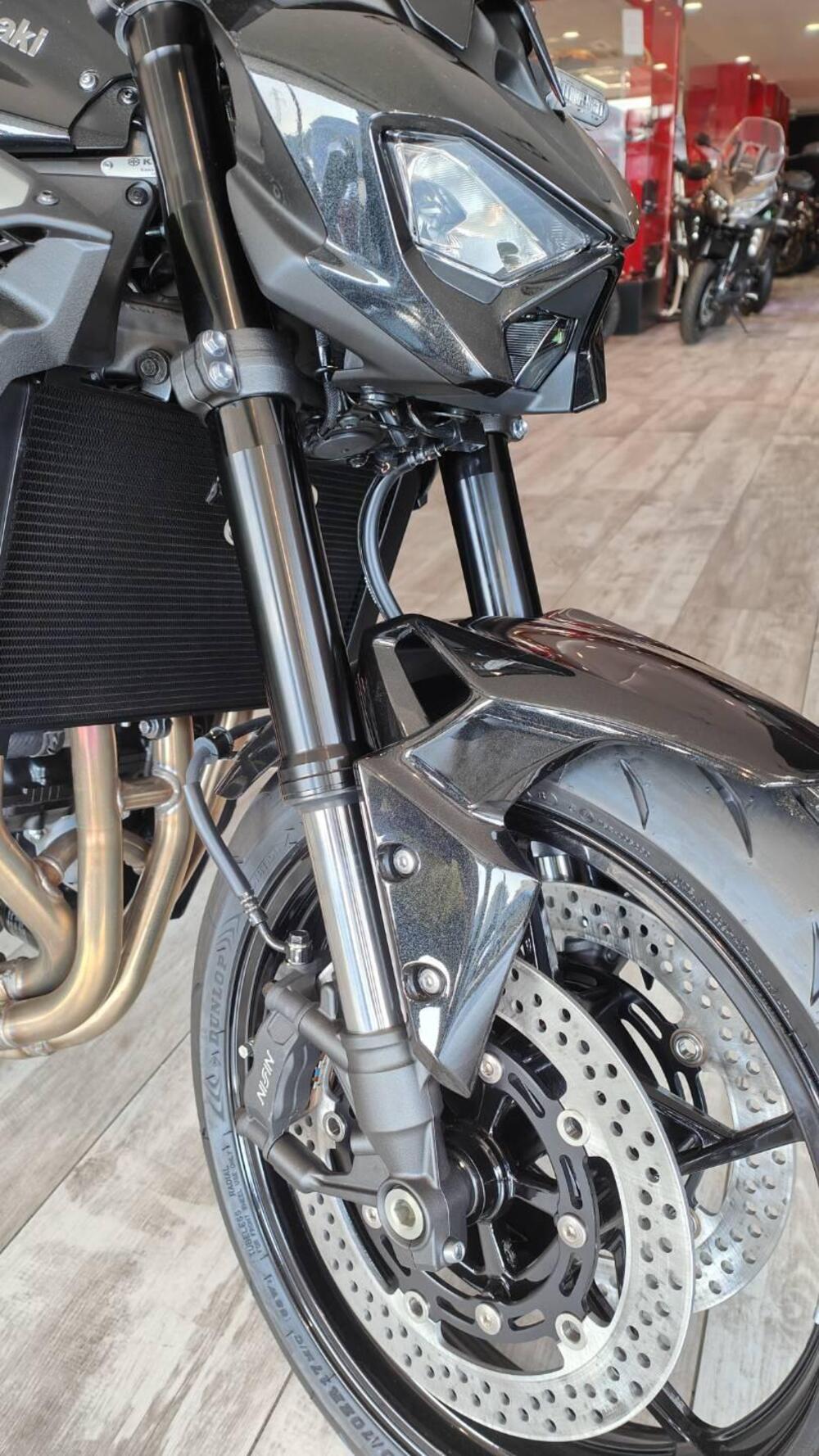 Kawasaki Z 900 A2 (2025 - 26) (11)