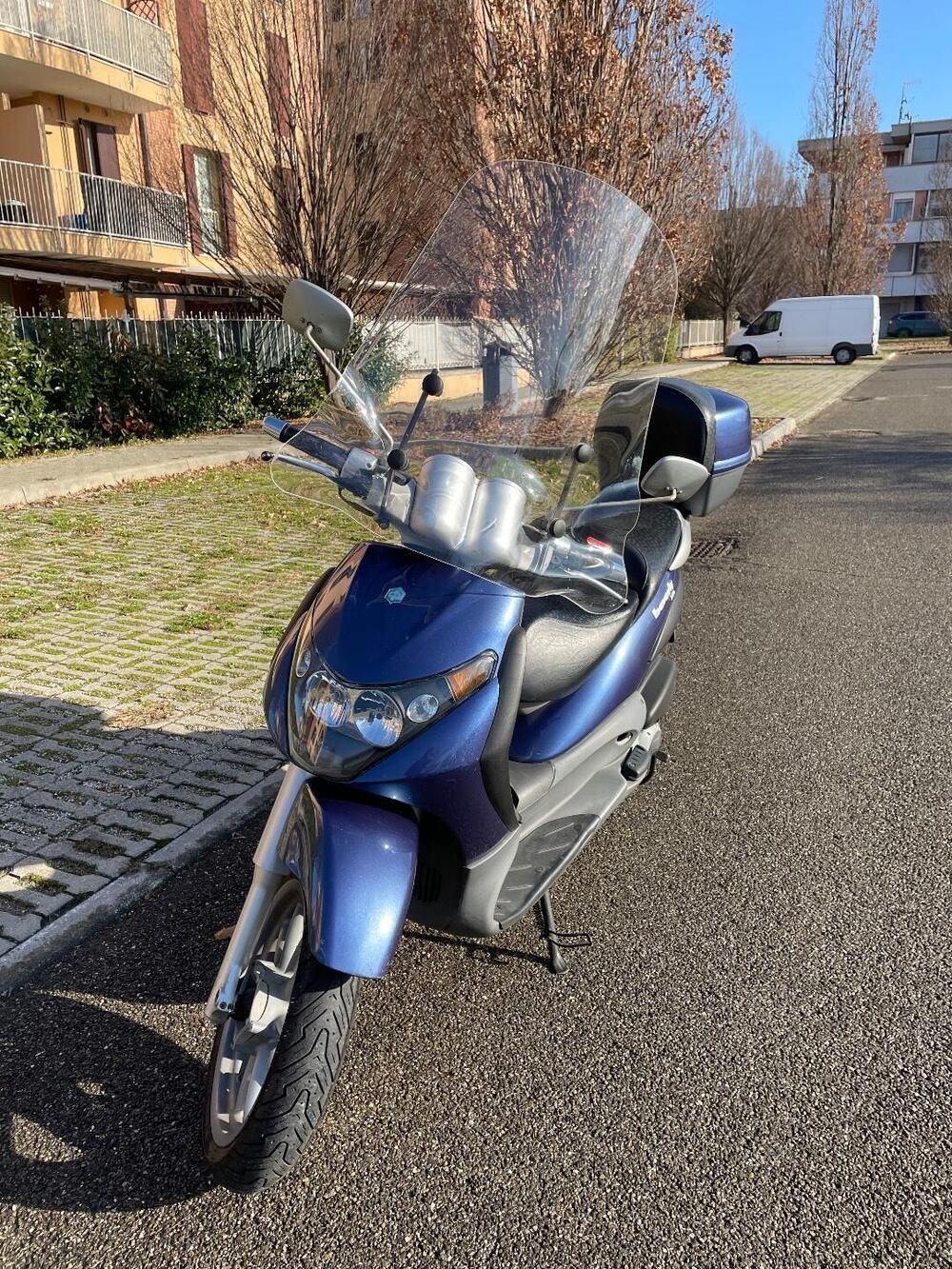 Piaggio Beverly 200 (2002 - 03) (6)