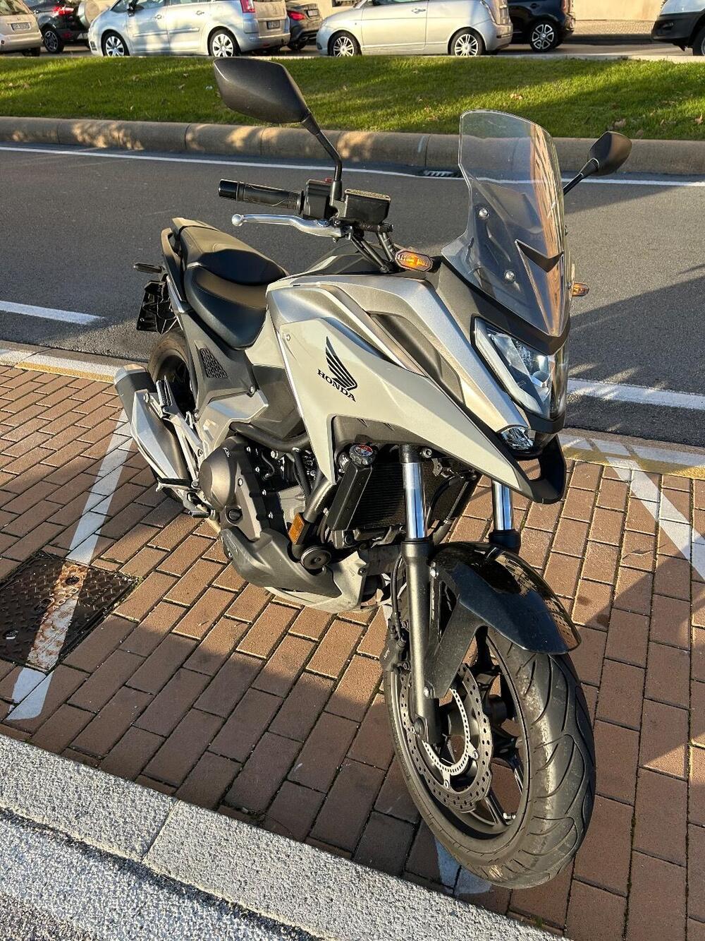 Honda NC 750 X DCT (2021 - 24) (3)