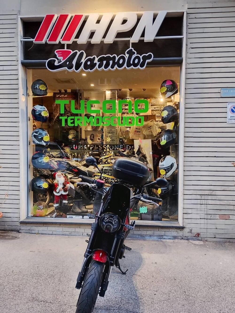 Benelli Leoncino 500 (2021 - 25)