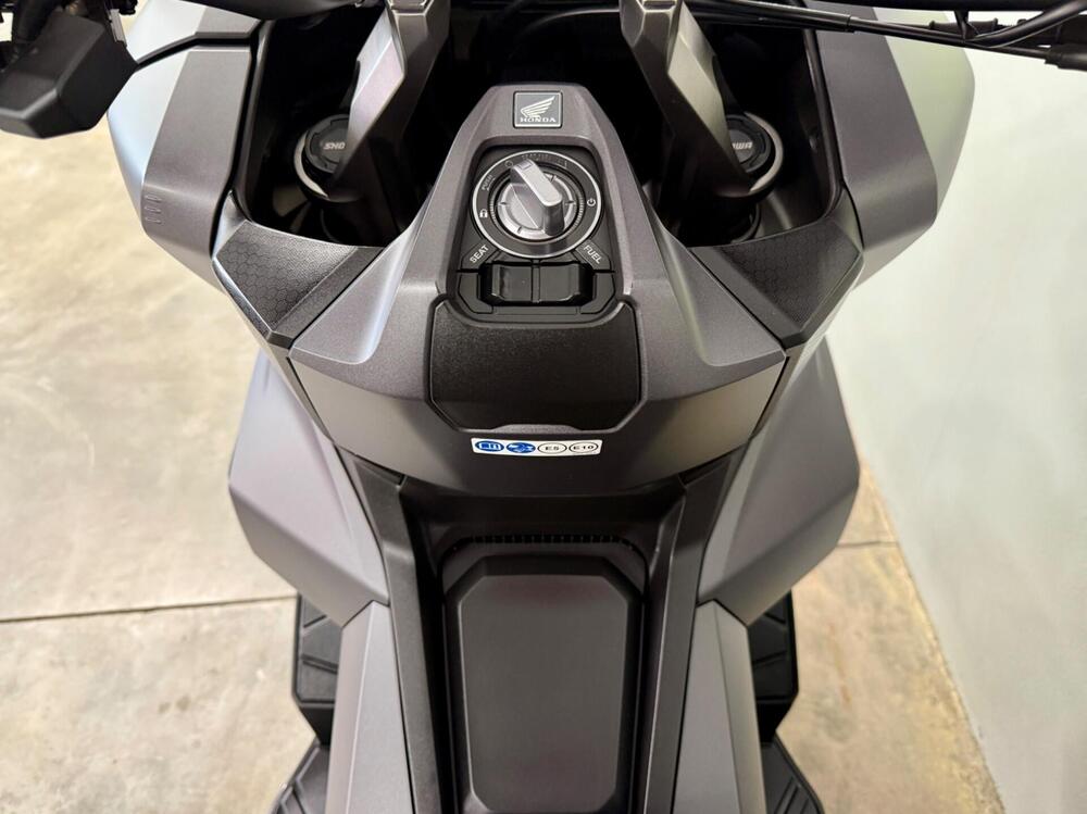 Honda ADV 350 (2022 - 24) (14)