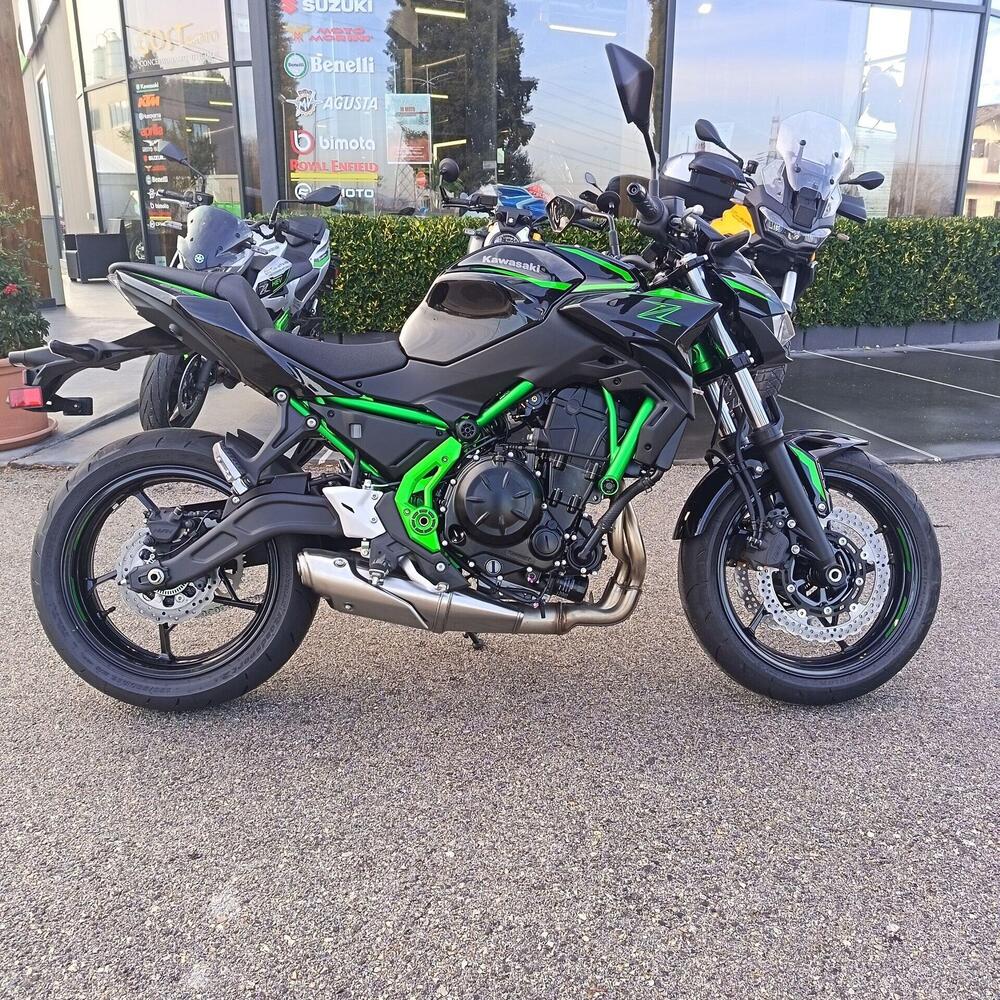 Kawasaki Z 650 (2025 - 26) (2)