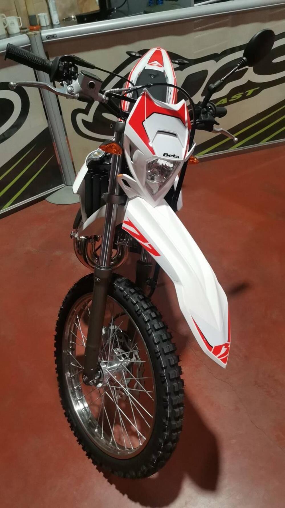 Betamotor RR 50 Enduro (2021 - 25) (2)