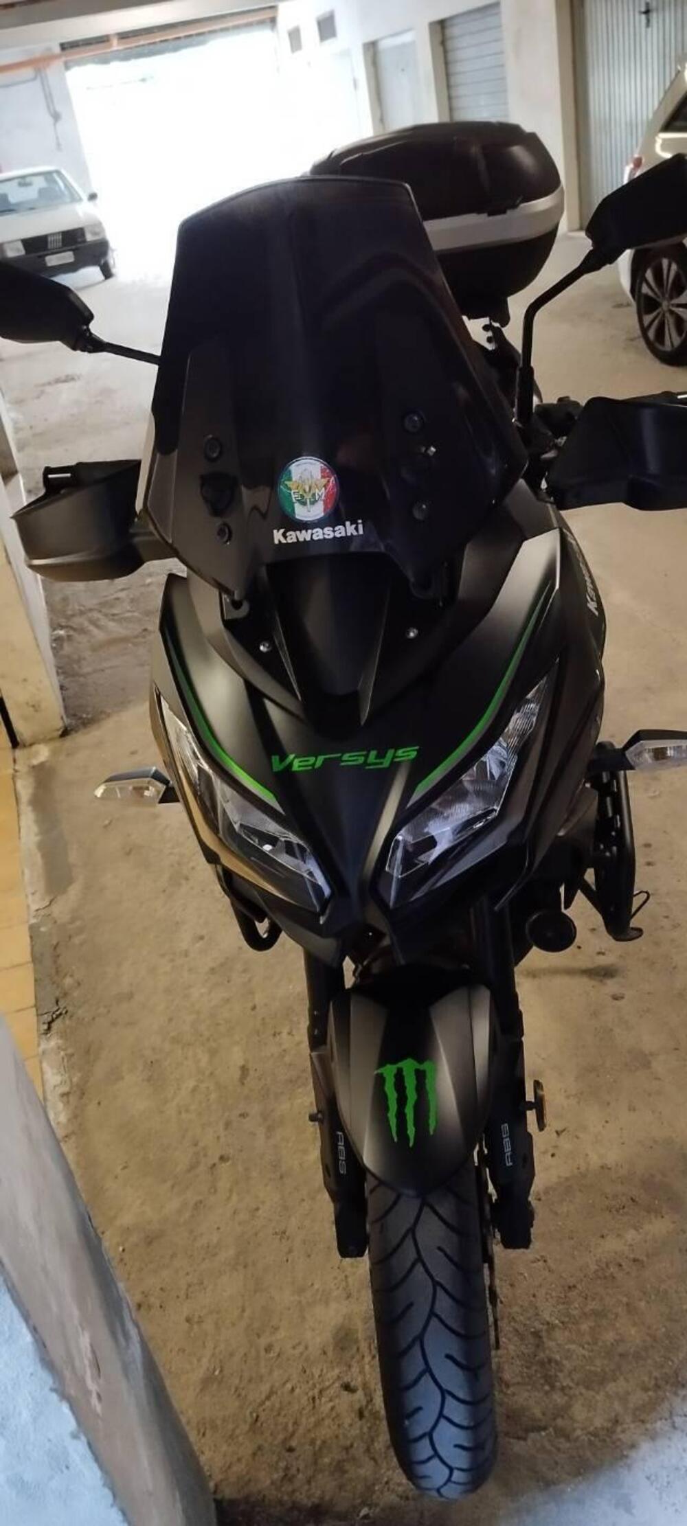 Kawasaki Versys 650 SE (2017) (3)