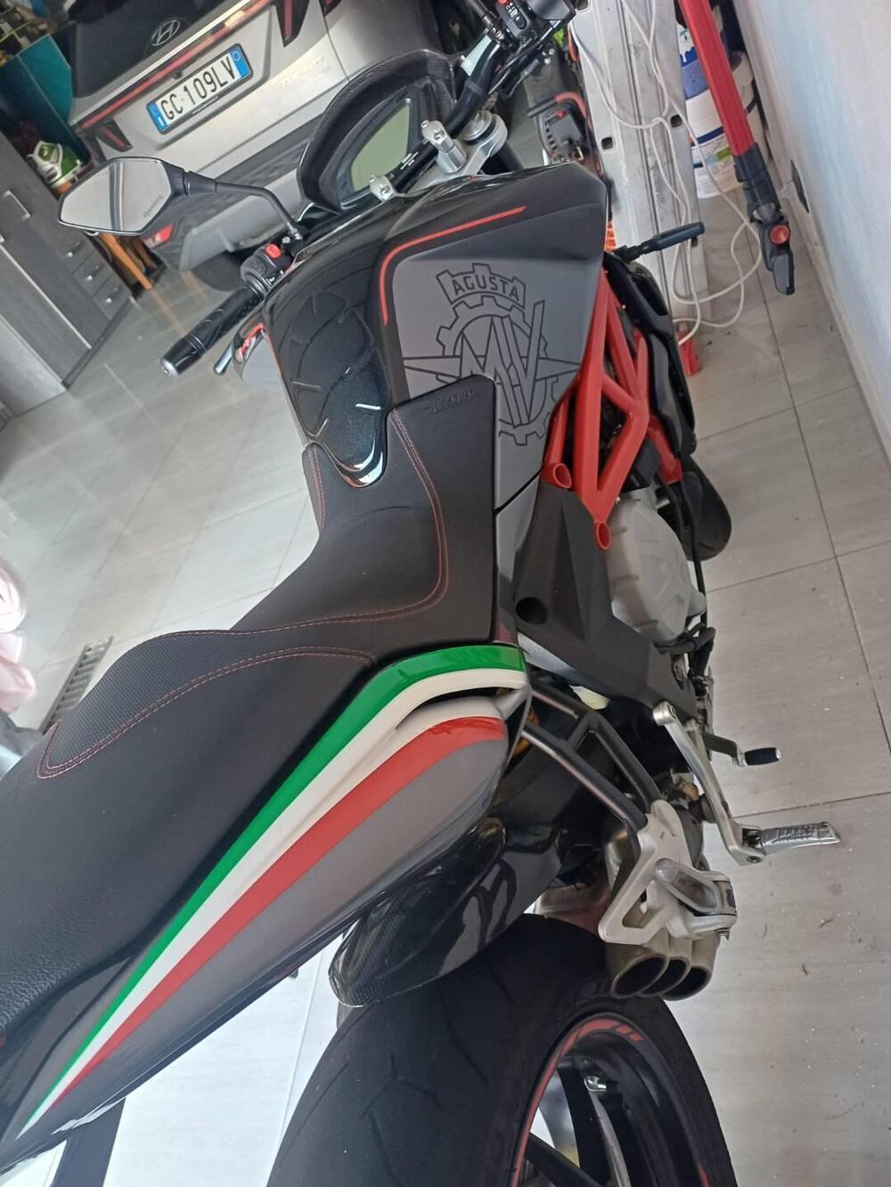 MV Agusta Brutale 800 (2012 - 15) (5)