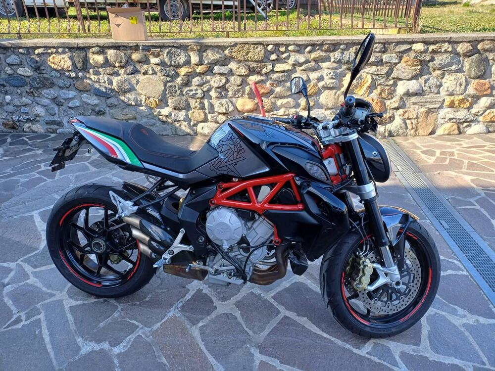 MV Agusta Brutale 800 (2012 - 15) (6)