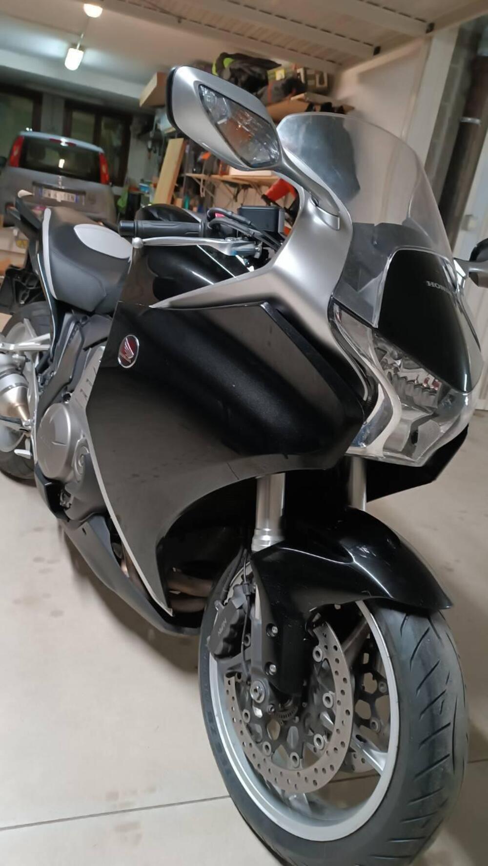 Honda VFR 1200 F ABS (2009 - 16) (8)