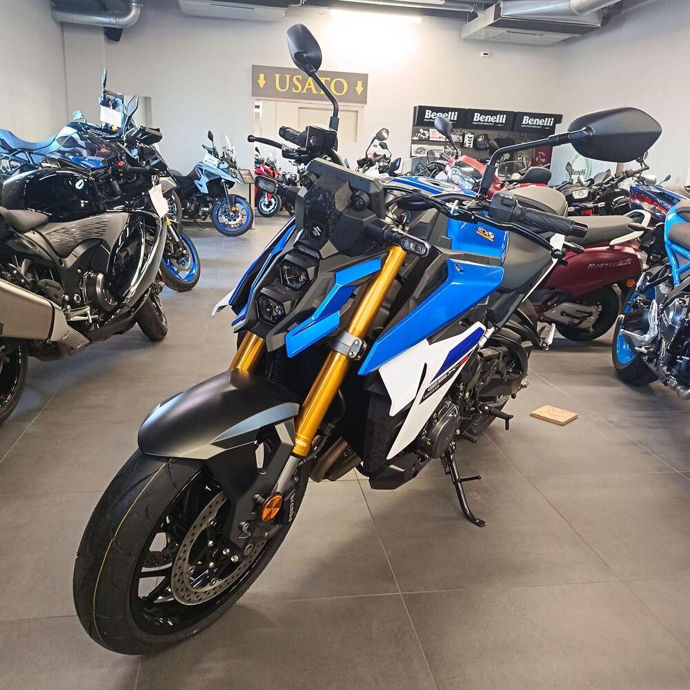 Suzuki GSX-S1000 EVO (2025) (6)