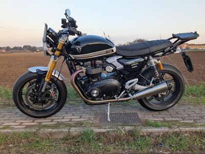 Triumph Speed Twin 1200 RS (2025) usata