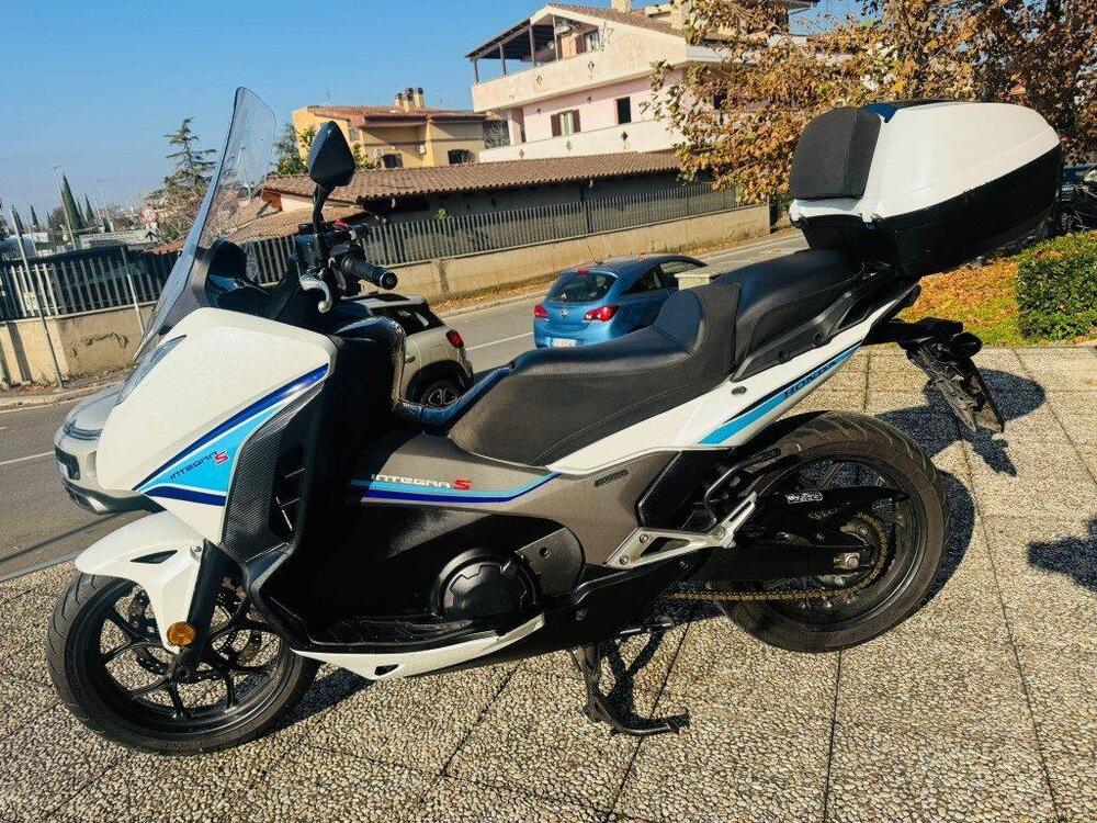 Honda Integra 750 DCT (2016 - 17) (3)