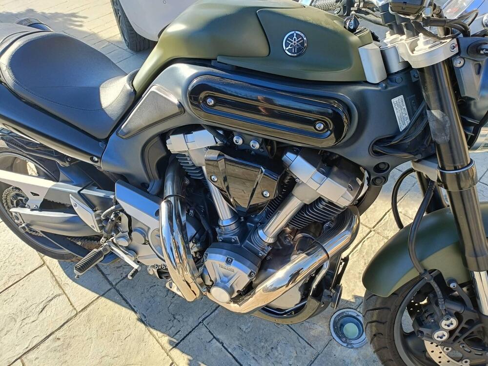 Yamaha MT-01 (2005- 11) (3)