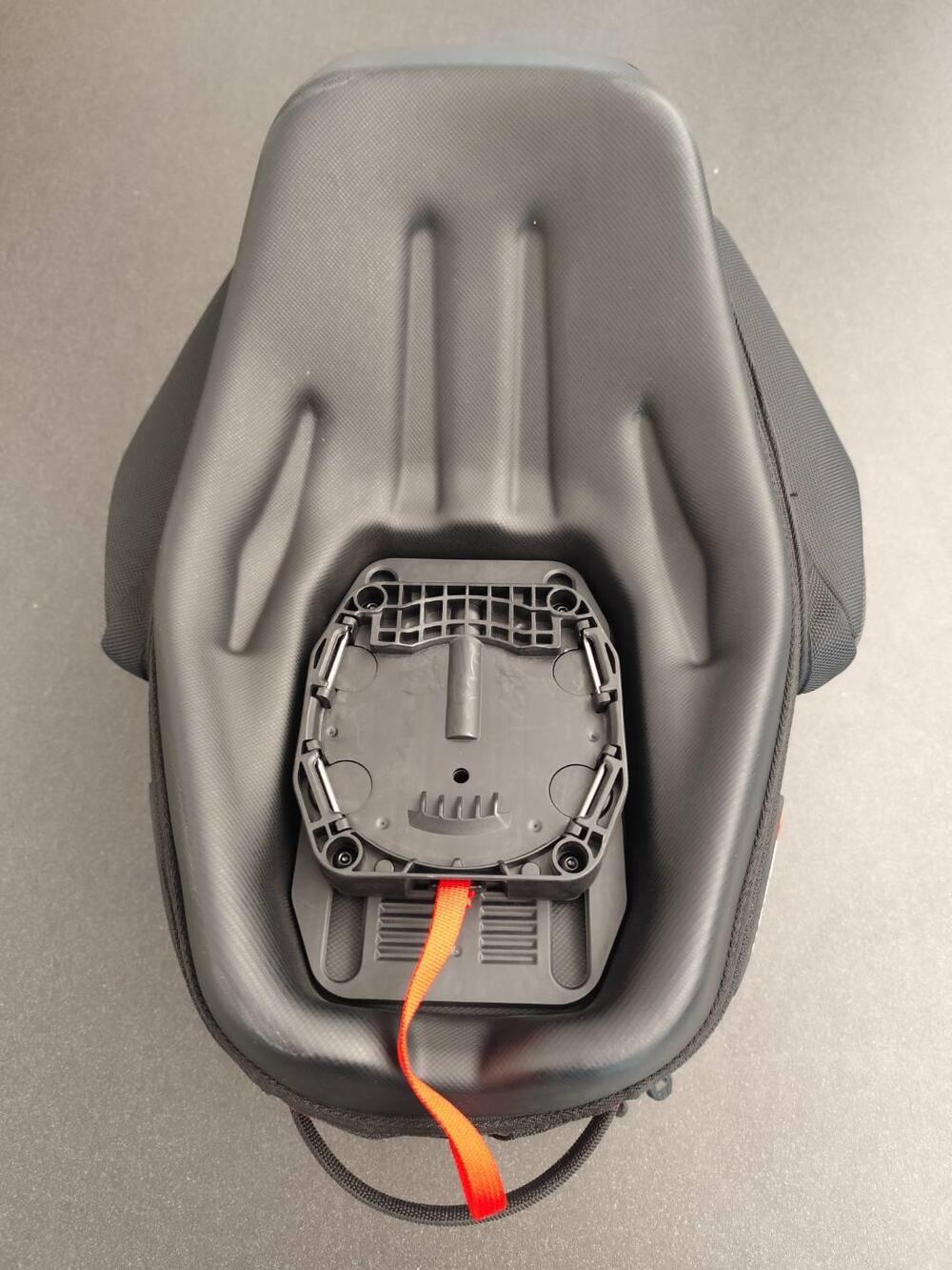 Borsa serbatoio Sw-Motech (3)