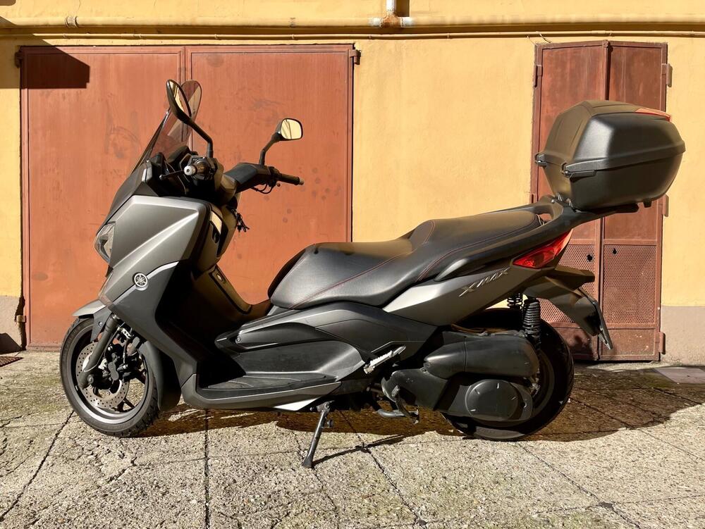 Yamaha X-Max 250 Iron Max ABS (2016) (3)