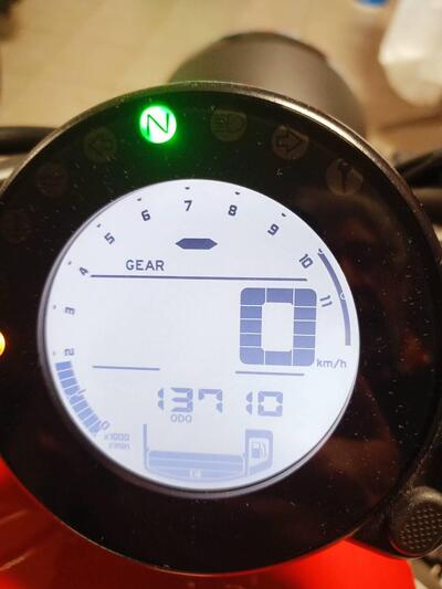 Yamaha XSR 700 (2021) usata