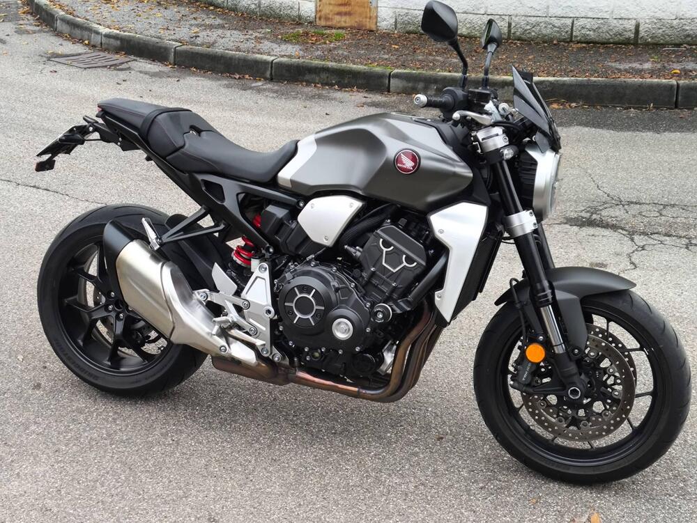 Honda CB 1000 R + Neo Sport Cafè (2019 - 20)
