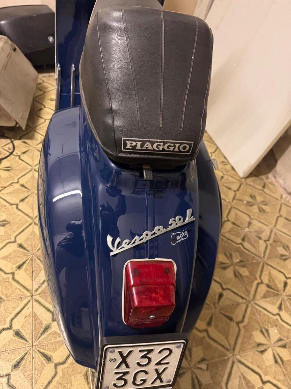 Vespa 50 L (4)