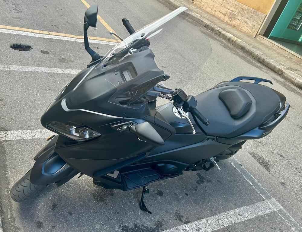 Yamaha T-Max 560 (2025 - 26) (6)