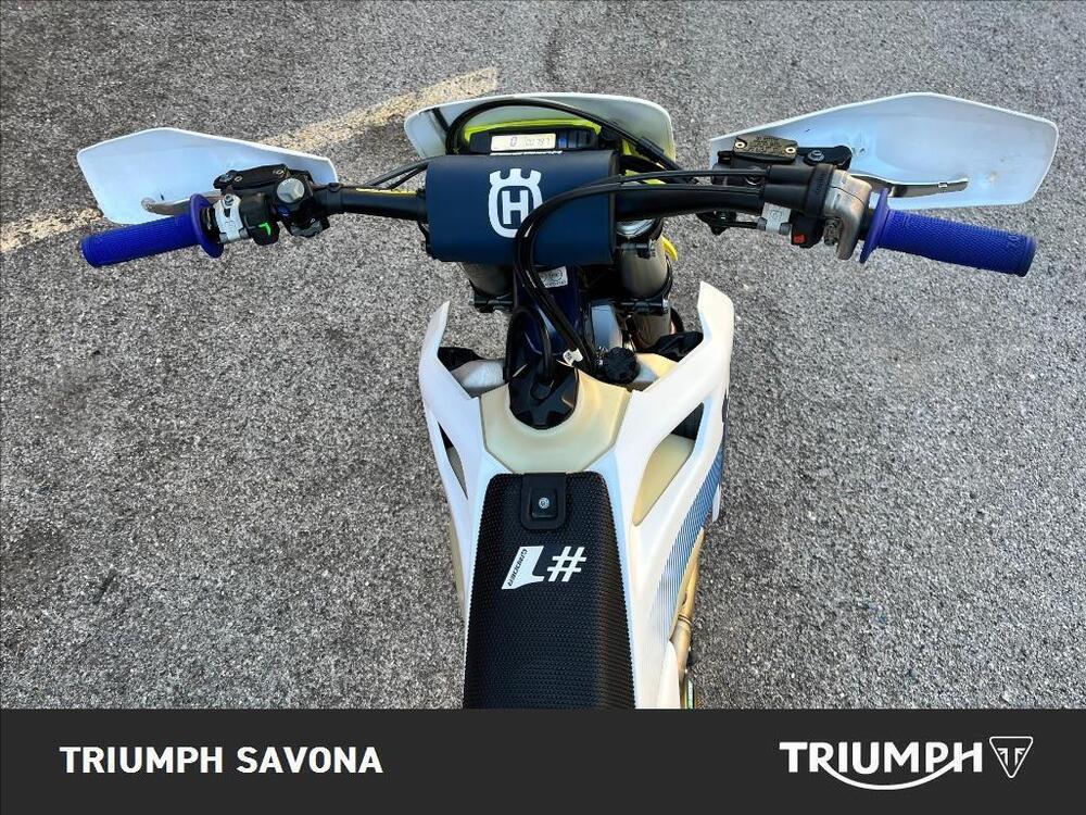 Husqvarna FE 250 (2024) (13)