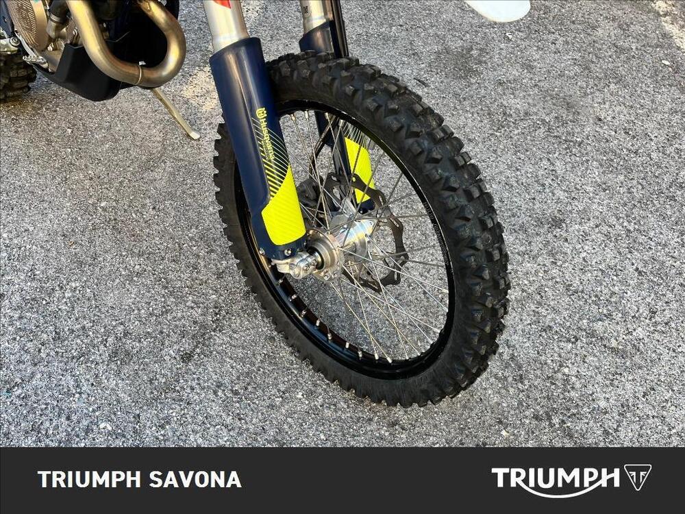 Husqvarna FE 250 (2024) (10)