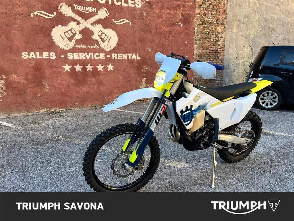Husqvarna FE 250 (2024) (3)