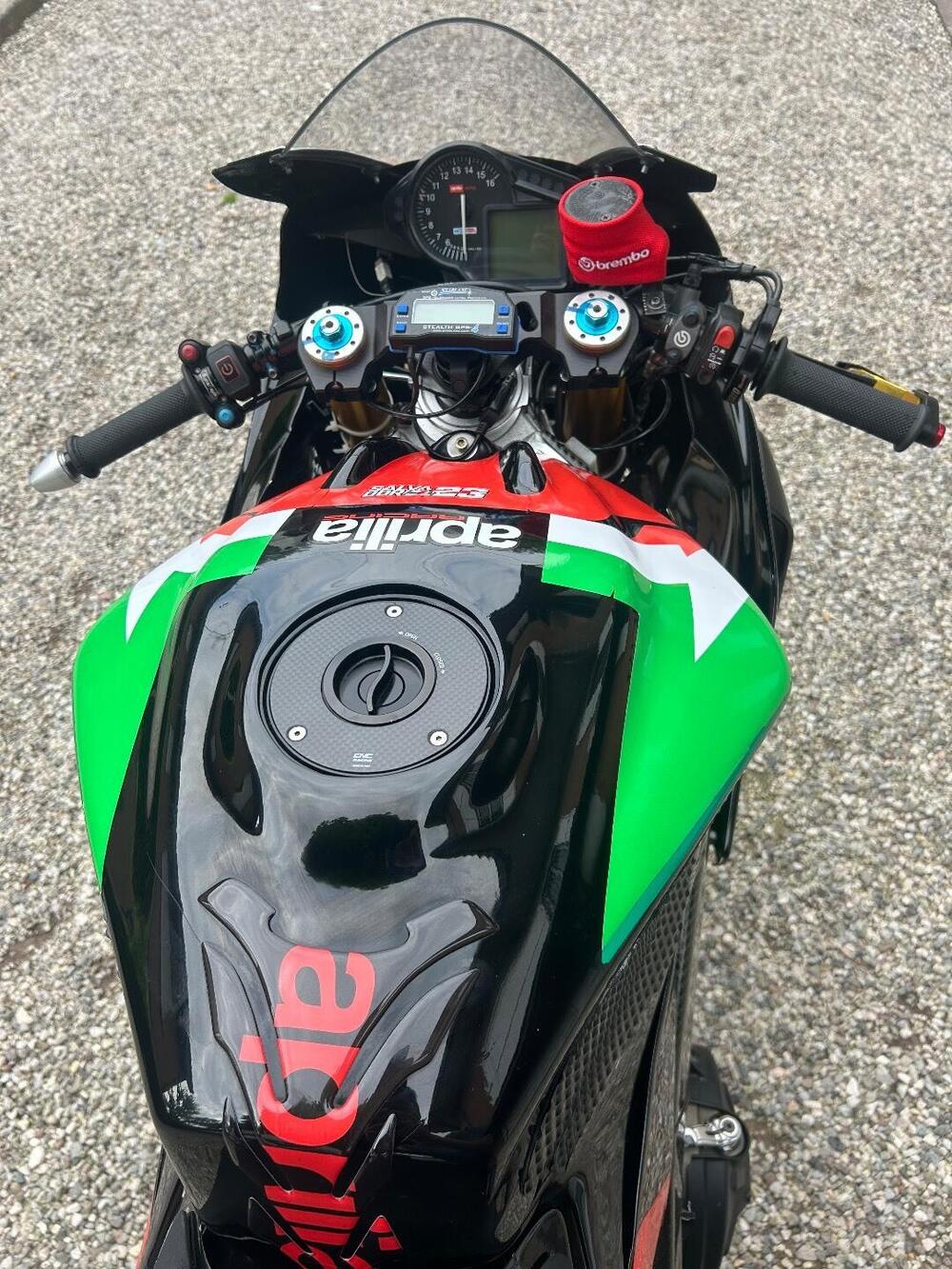 Aprilia RSV4 Factory (2009 - 12) (5)