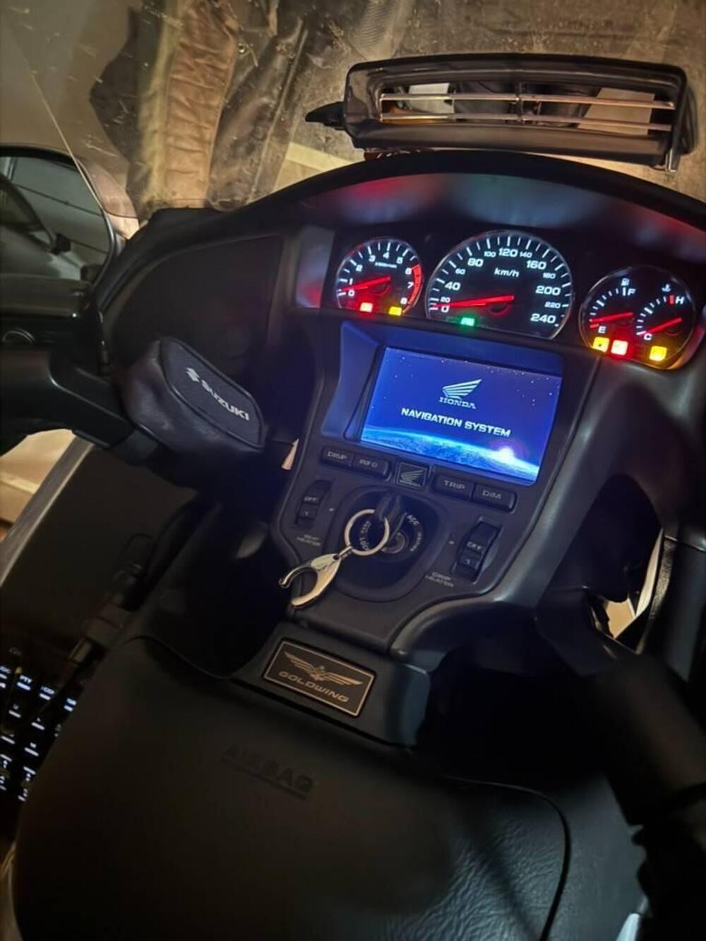 Honda GL 1800 Gold Wing (2007 - 11) (3)