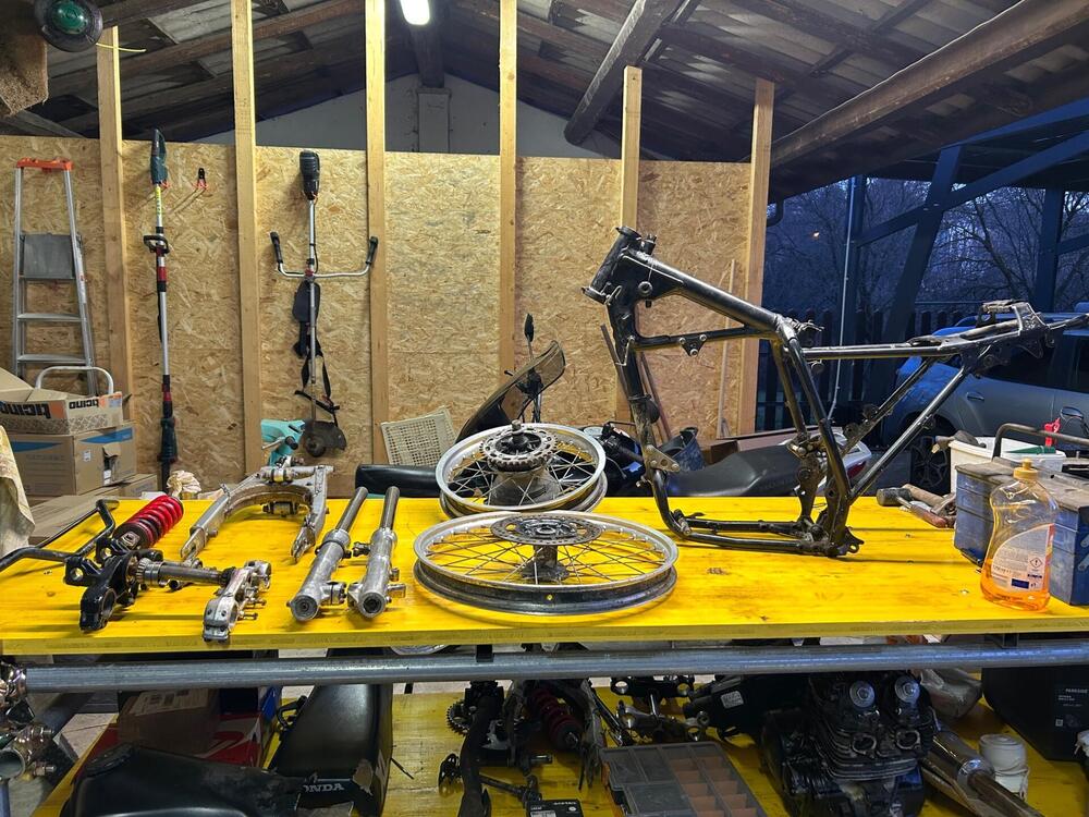 Ricambi Honda XL 600 R/LM (2)